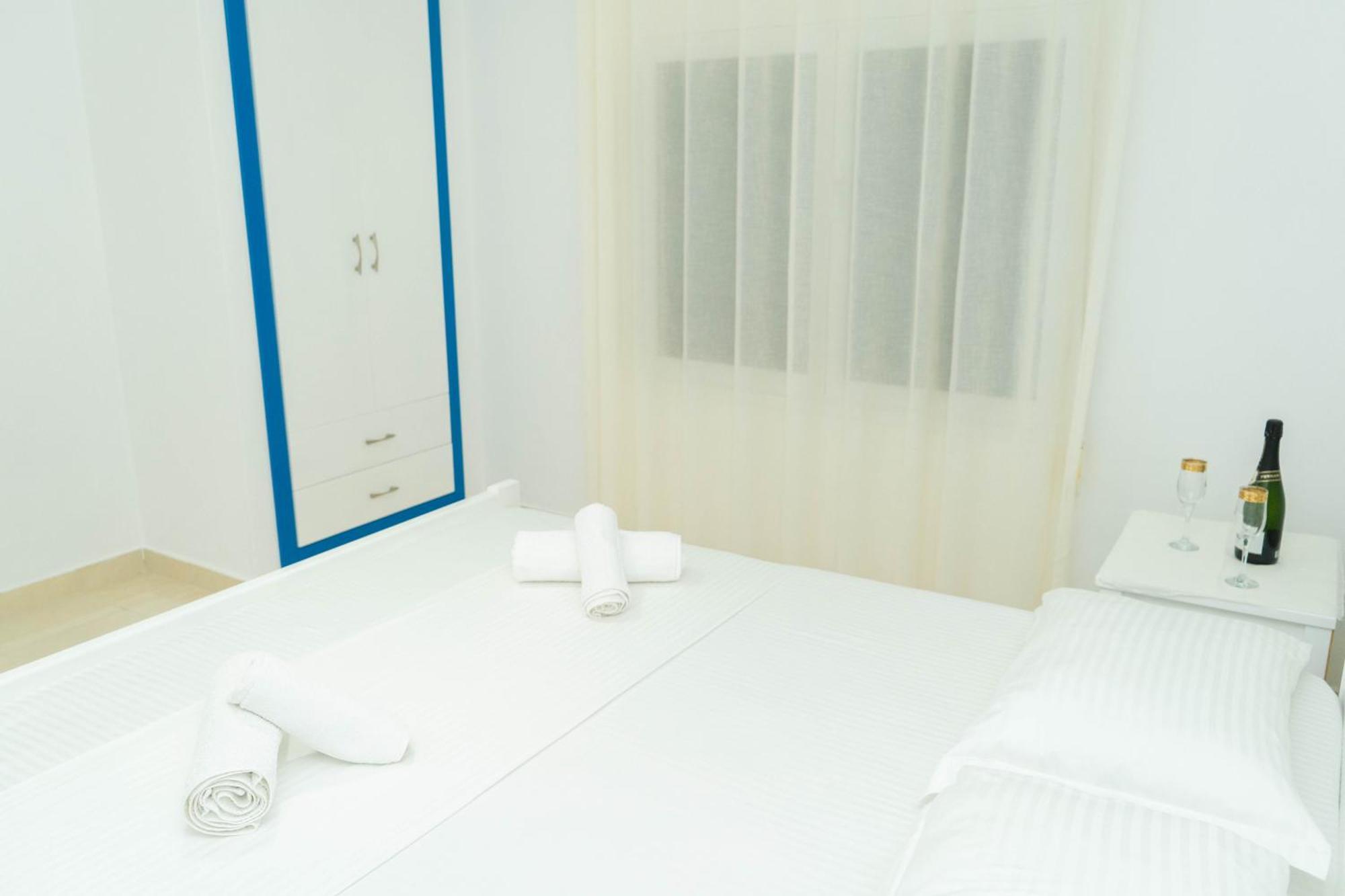 Vila Aliaj Vlore Ngoại thất bức ảnh