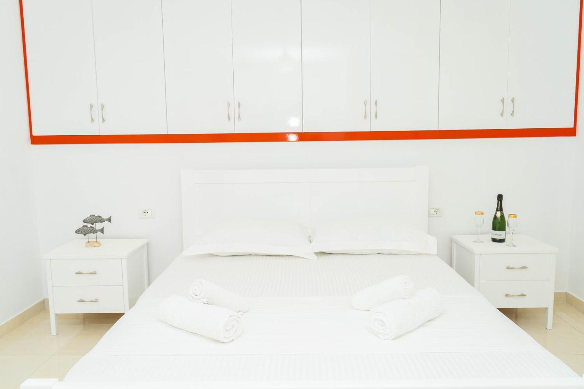 Vila Aliaj Vlore Ngoại thất bức ảnh