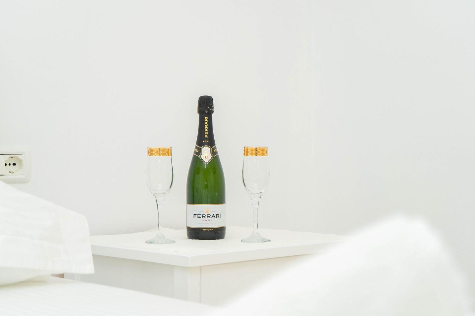 Vila Aliaj Vlore Ngoại thất bức ảnh
